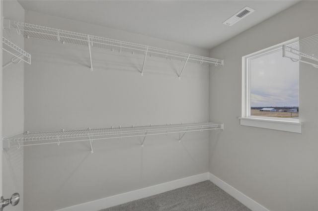 103 NE Doe Pointe Lane, Ankeny, IA 50021