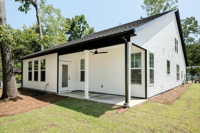 5000 Huckleberry Ln., Conway, SC 29526