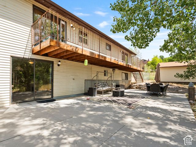 9145 E KELLY DR, Huntsville, UT 84317