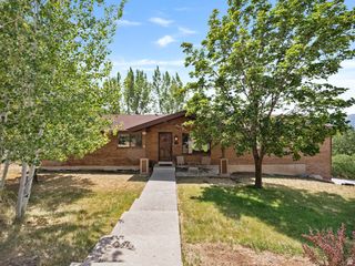 9145 E KELLY DR, Huntsville, UT 84317