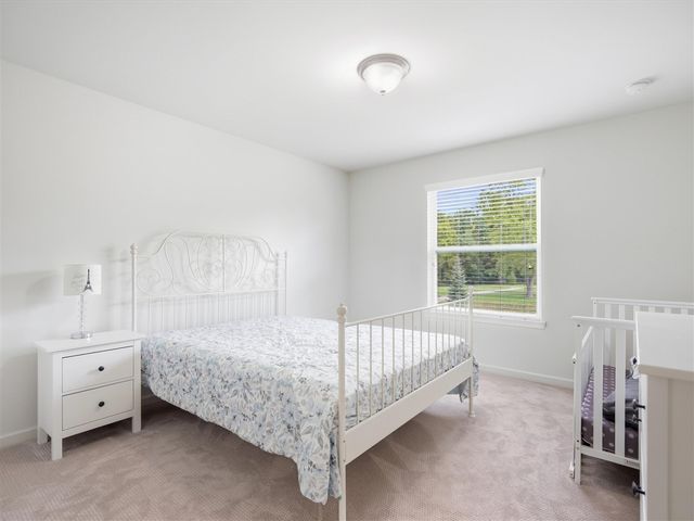 21222 Laurelwood Court, Farmington, MI 48336