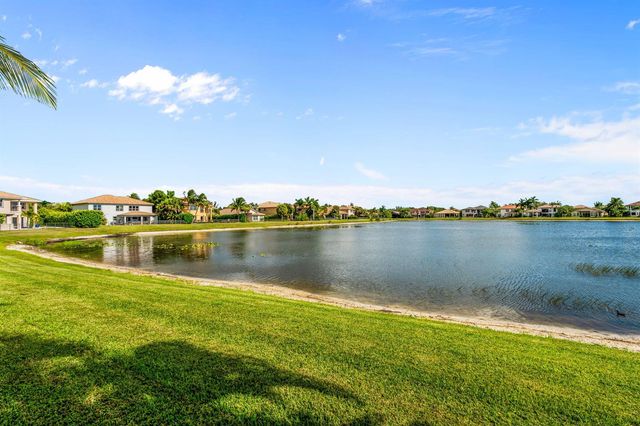 647 Edgebrook Lane, Royal Palm Beach, FL 33411