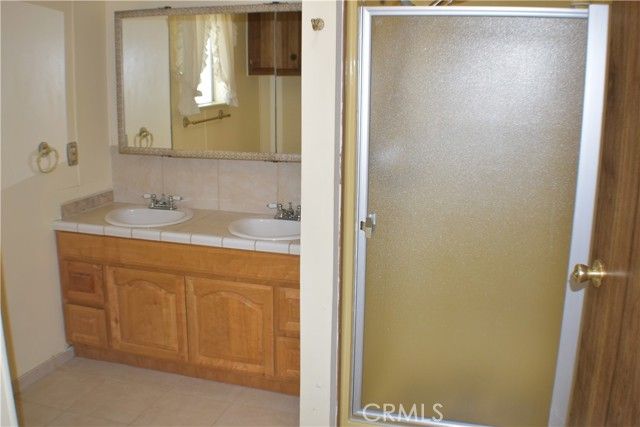 18 Oak Hill, Oroville, CA 95966