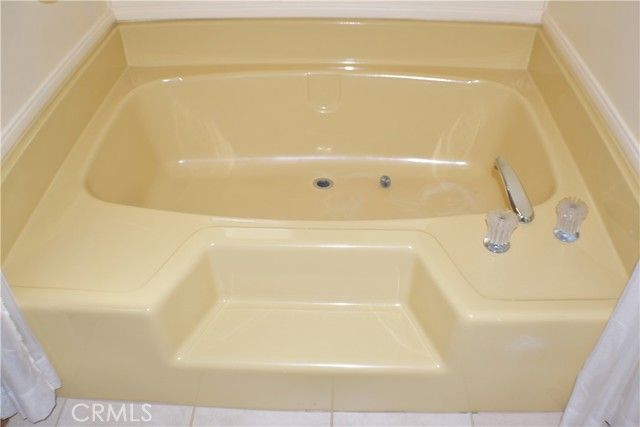 18 Oak Hill, Oroville, CA 95966