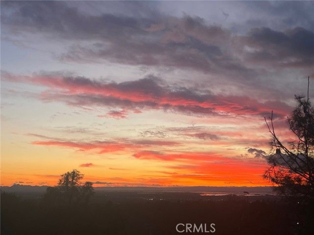 18 Oak Hill, Oroville, CA 95966