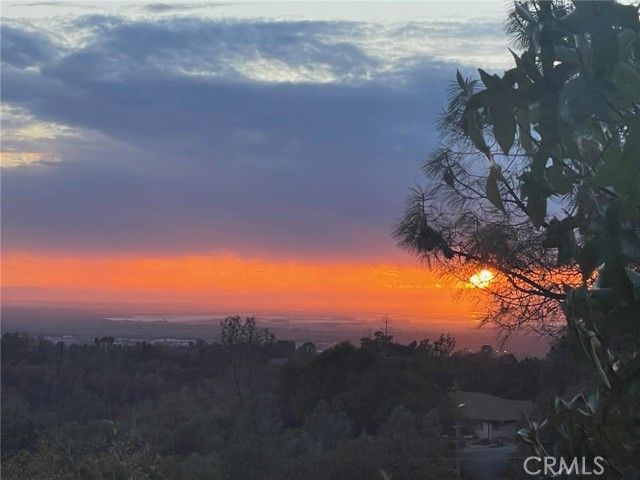 18 Oak Hill, Oroville, CA 95966