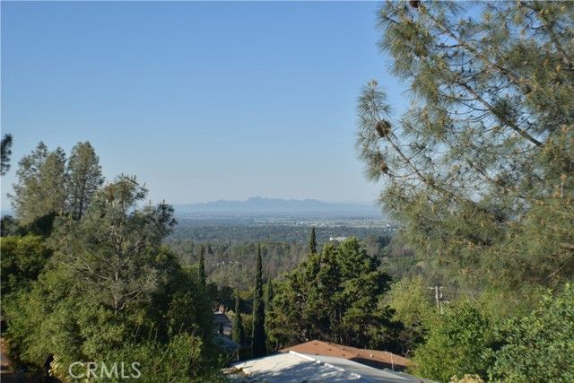 18 Oak Hill, Oroville, CA 95966