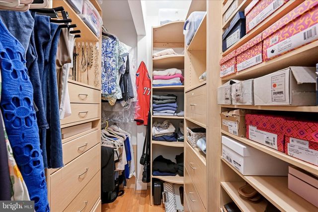 1201 ALLENDALE RD, Mclean, VA 22101