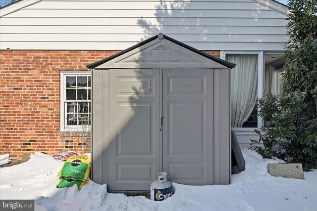 1201 ALLENDALE RD, Mclean, VA 22101