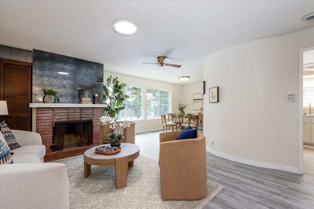 Image 4 of property listing at 4543 Callan Boulevard, Daly City, CA 94015