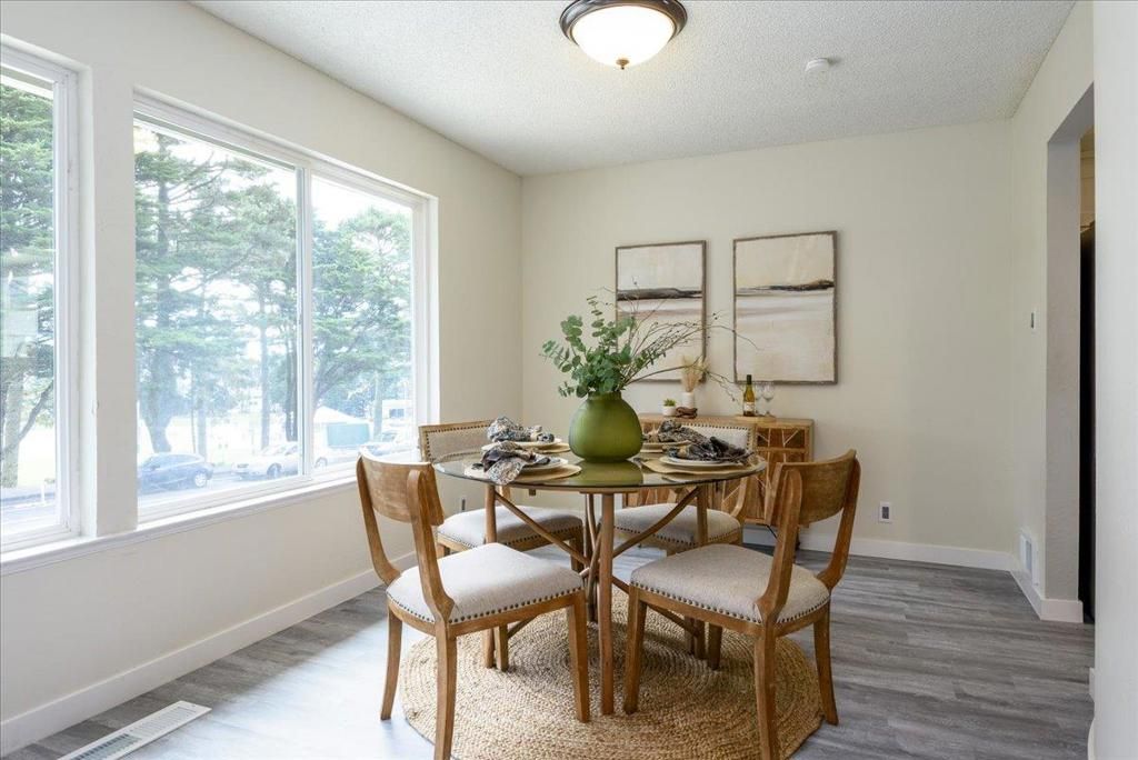 Image 8 of property listing at 4543 Callan Boulevard, Daly City, CA 94015
