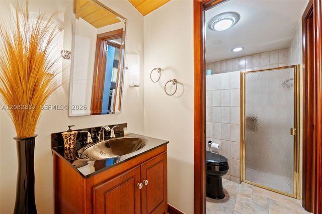 15625 SW 73rd Ct, Palmetto Bay, FL 33157