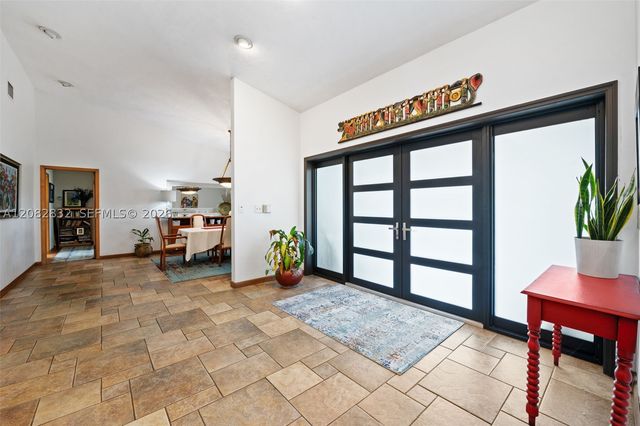 15625 SW 73rd Ct, Palmetto Bay, FL 33157