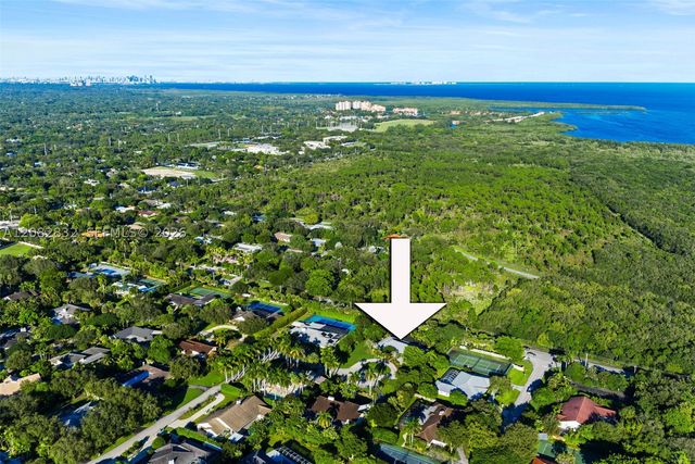 15625 SW 73rd Ct, Palmetto Bay, FL 33157