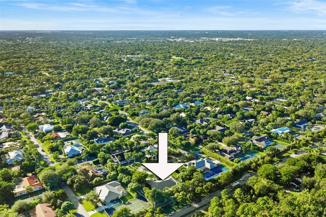 15625 SW 73rd Ct, Palmetto Bay, FL 33157