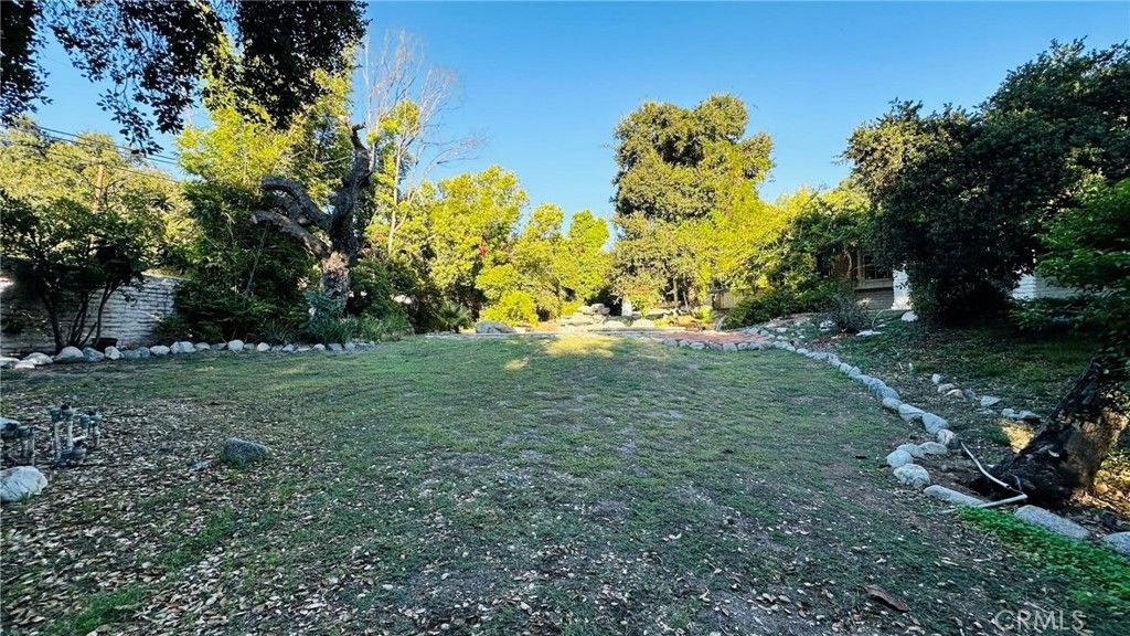 Image 5 of property listing at 18 Woodlyn Lane, Bradbury, CA 91008