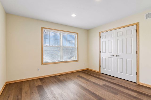 2121 Village Trail, Mound, MN 55364