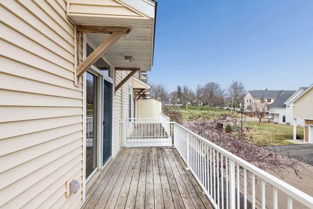 2121 Village Trail, Mound, MN 55364