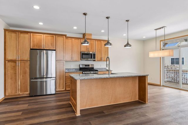 2121 Village Trail, Mound, MN 55364