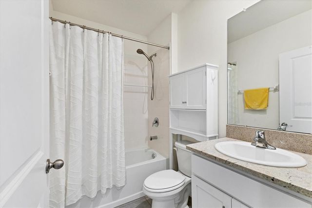 3293 HILLTOP CIRCLE, Bradenton, FL 34211