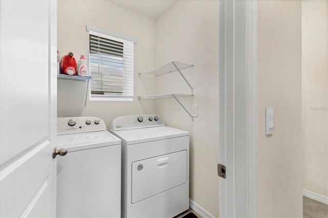 3293 HILLTOP CIRCLE, Bradenton, FL 34211