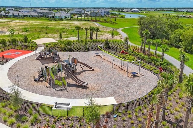 3293 HILLTOP CIRCLE, Bradenton, FL 34211