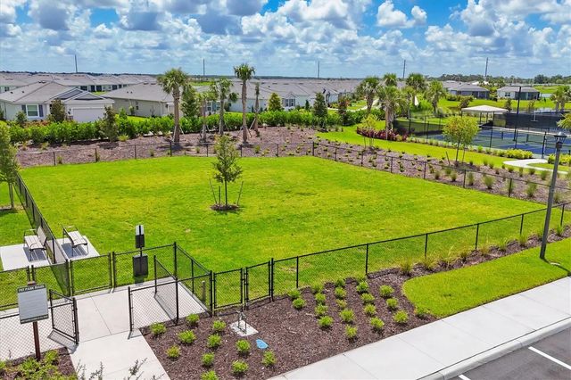 3293 HILLTOP CIRCLE, Bradenton, FL 34211