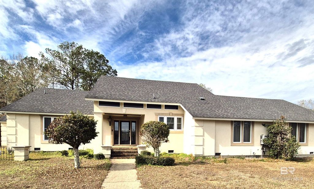 104 Wall Drive, Evergreen, AL 36401