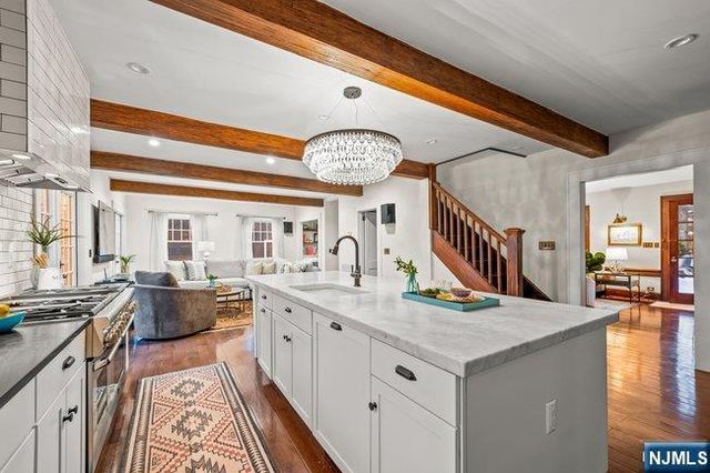 134 Maplewood Avenue, Maplewood, NJ 07040