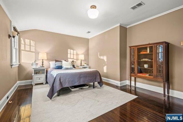 134 Maplewood Avenue, Maplewood, NJ 07040