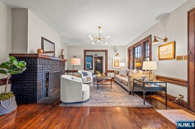 134 Maplewood Avenue, Maplewood, NJ 07040