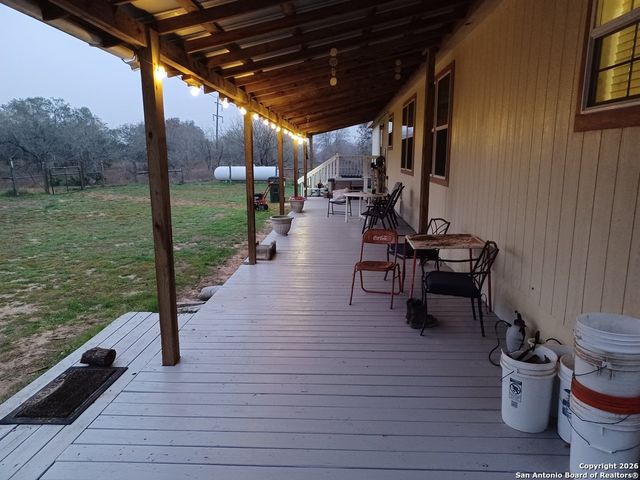 4892 County Road 427, Stockdale, TX 78160