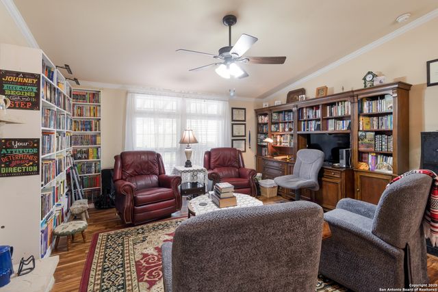 4892 County Road 427, Stockdale, TX 78160