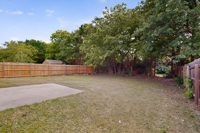 9708 Calle Del Oro Lane, Dallas, TX 75217