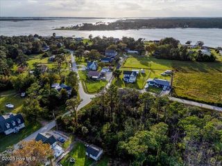 247 Polly Hill Road, Marshallberg, NC 28553