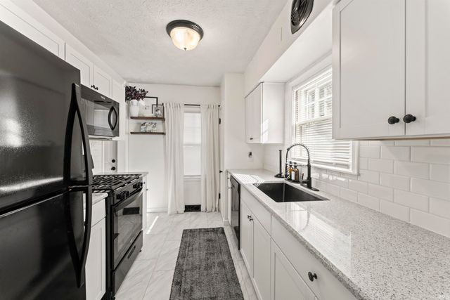 1722 Shortridge Drive, Lafayette, IN 47905