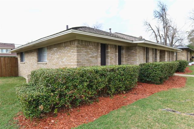 7137 Hunnicut Road, Dallas, TX 75227