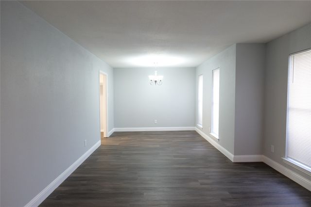 7137 Hunnicut Road, Dallas, TX 75227