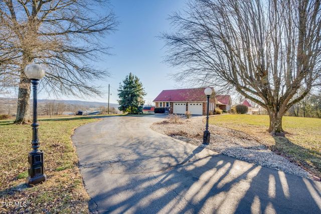 1137 Old Stage Road, Rogersville, TN 37857