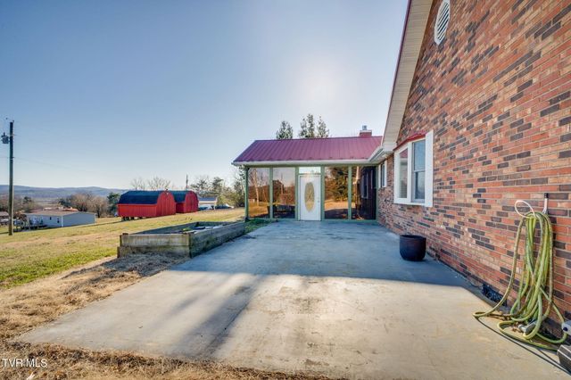 1137 Old Stage Road, Rogersville, TN 37857