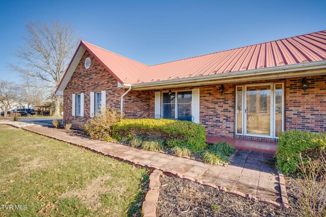 1137 Old Stage Road, Rogersville, TN 37857