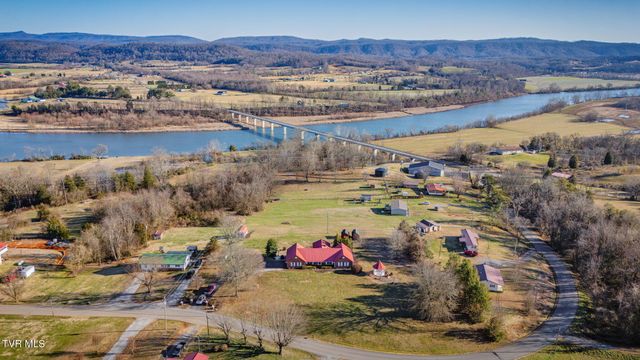 1137 Old Stage Road, Rogersville, TN 37857