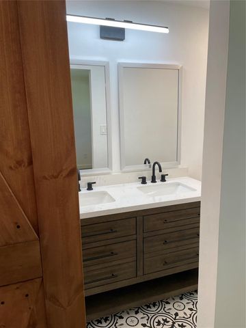 5518 Indigo Street, Houston, TX 77096