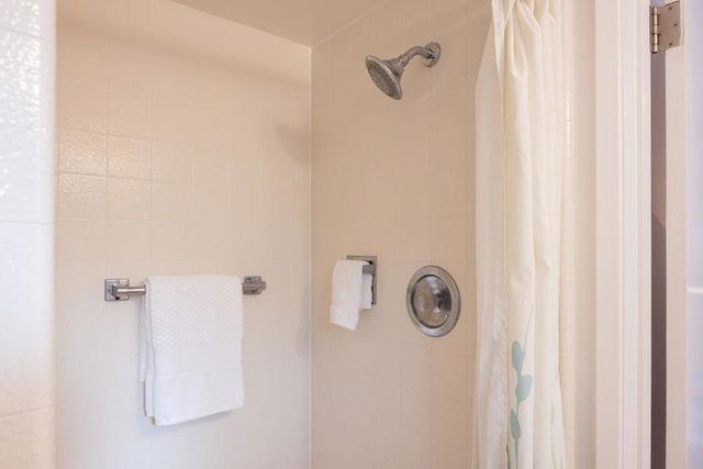 61 Companion Way, Pacific Grove, CA 93950