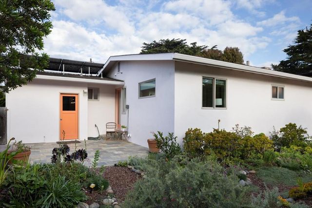 61 Companion Way, Pacific Grove, CA 93950