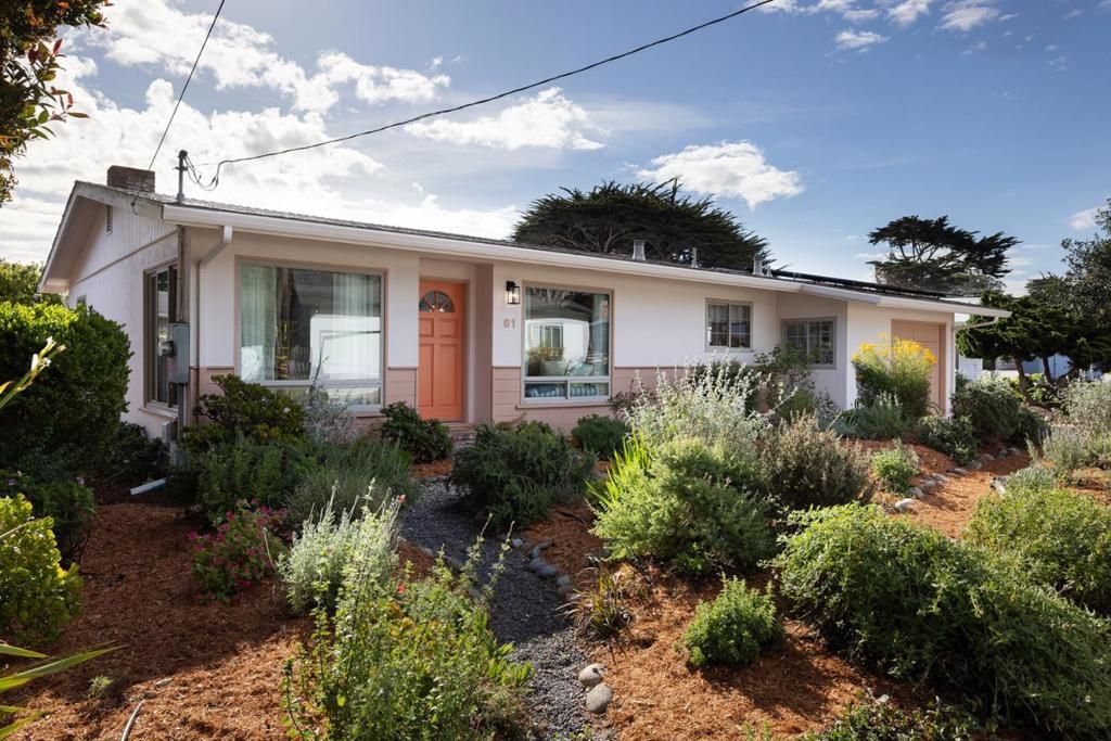 61 Companion Way, Pacific Grove, CA 93950