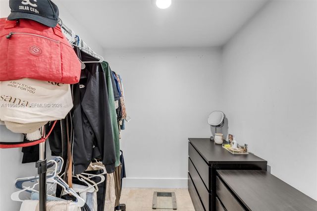 6611 SW 72nd St 38, South Miami, FL 33143