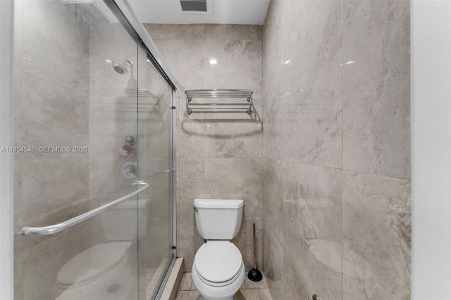 6611 SW 72nd St 38, South Miami, FL 33143