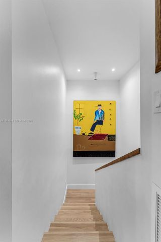 6611 SW 72nd St 38, South Miami, FL 33143