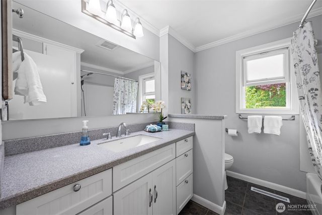 8314 224th Street SW, Edmonds, WA 98026